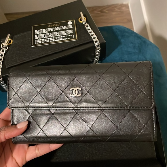 Caviar Chanel wallet - Picture 14 of 17